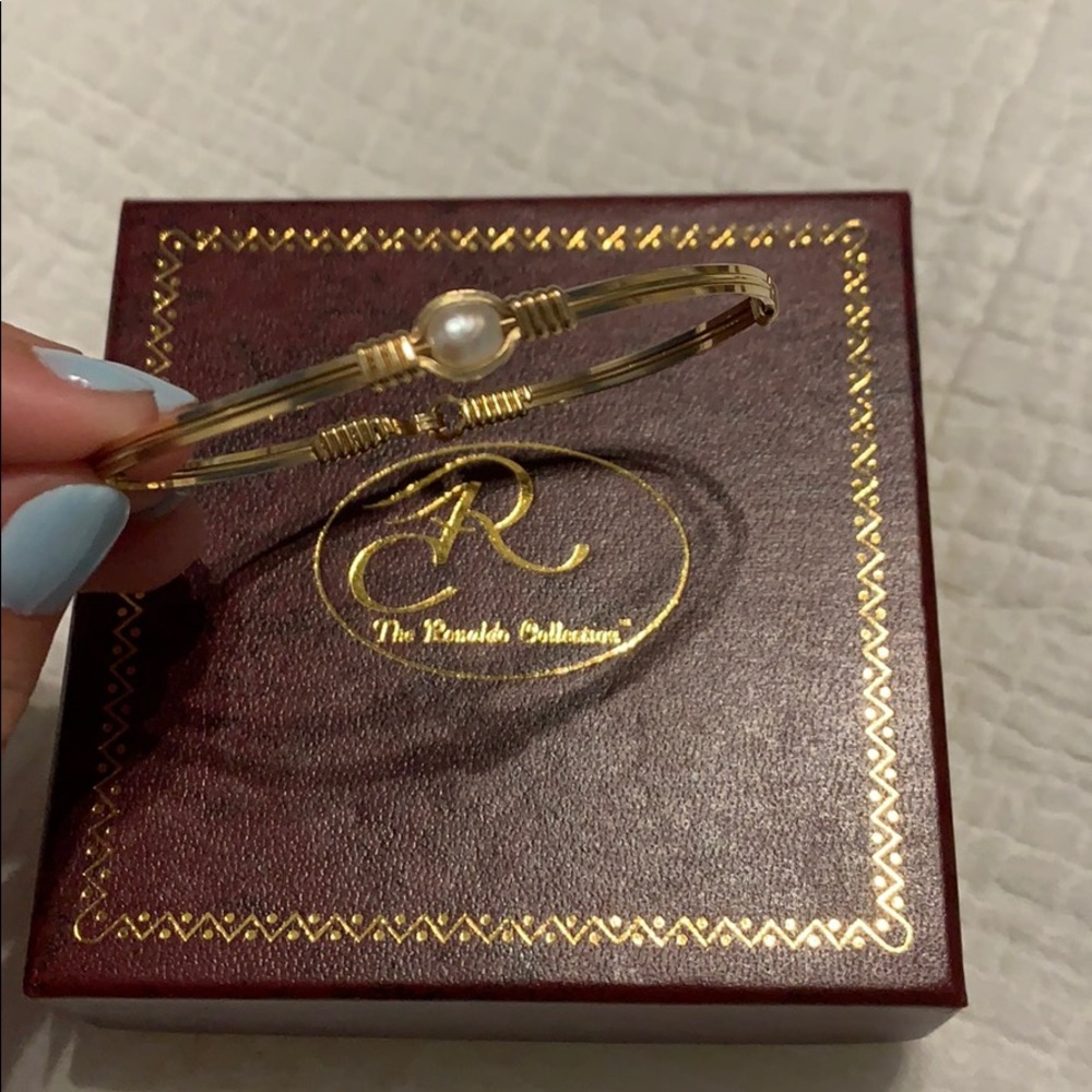 Ronaldo Pearl Bracelet